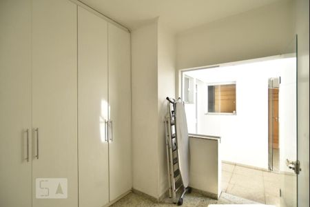 Casa para alugar com 240m², 3 quartos e 4 vagasQuarto de serviço