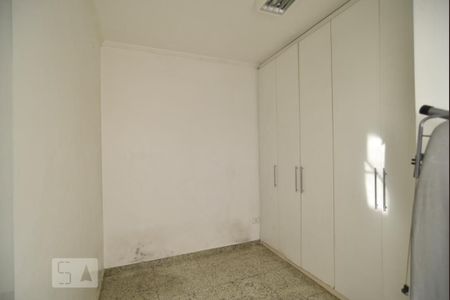 Casa para alugar com 240m², 3 quartos e 4 vagasQuarto de serviço