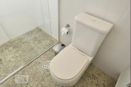 Casa para alugar com 240m², 3 quartos e 4 vagasBanheiro da suite 3