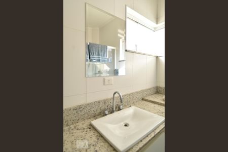Casa para alugar com 240m², 3 quartos e 4 vagasBanheiro da suite 1