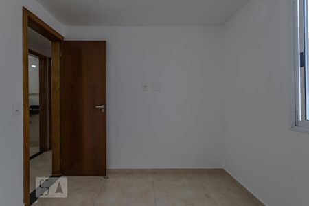 Quarto 1 de apartamento para alugar com 2 quartos, 43m² em Vila Suissa, Mogi das Cruzes