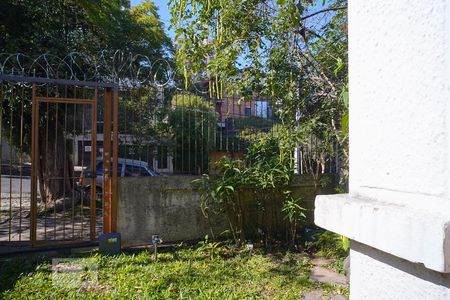 Sala 1 - vista de casa à venda com 3 quartos, 181m² em Rio Branco, Porto Alegre