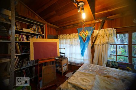 Casa à venda com 181m², 3 quartos e 2 vagasSuite