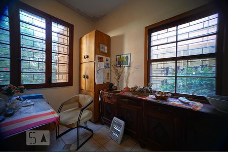 Casa à venda com 181m², 3 quartos e 2 vagasCozinha