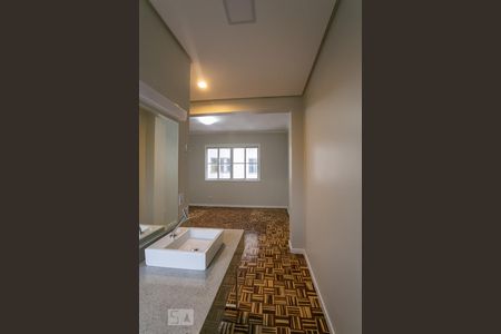 Quarto 1 de apartamento à venda com 2 quartos, 80m² em Farroupilha, Porto Alegre