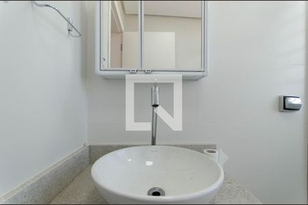 Apartamento à venda com 80m², 2 quartos e sem vagaBanheiro Corredor