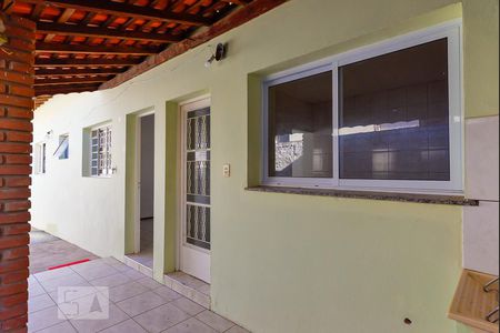 Casa à venda com 60m², 1 quarto e 2 vagasFrente