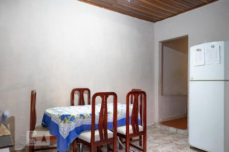 Casa à venda com 100m², 3 quartos e 1 vagaSala de jantar