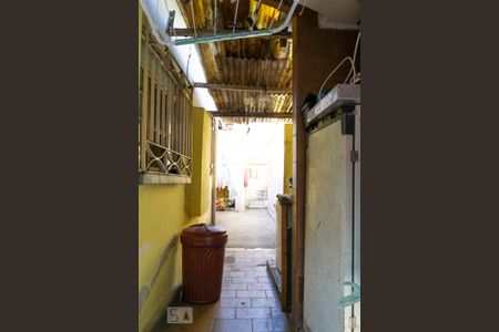 Casa à venda com 100m², 3 quartos e 1 vagaÁrea de serviço