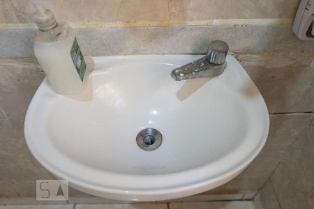 Casa à venda com 100m², 3 quartos e 1 vagaBanheiro