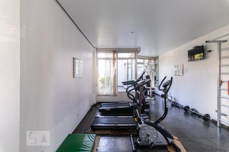 Apartamento à venda com 75m², 2 quartos e 2 vagasÁrea comum - Academia