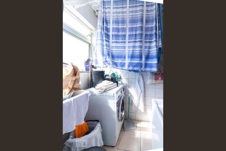 Apartamento à venda com 75m², 2 quartos e 2 vagasLavanderia