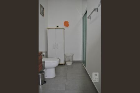 Casa à venda com 160m², 4 quartos e 4 vagasBanheiro 1