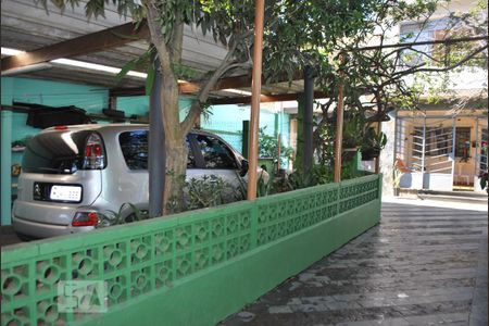 Casa à venda com 160m², 4 quartos e 4 vagasEntrada e garagem