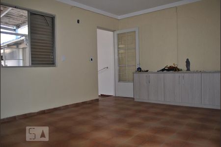 Sala 2 de casa para alugar com 4 quartos, 160m² em Vila Liviero, São Paulo