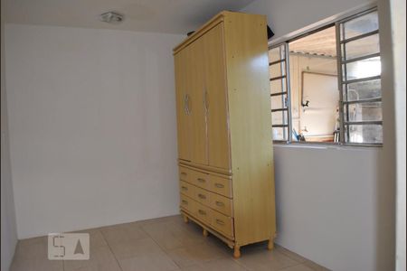 Casa à venda com 160m², 4 quartos e 4 vagasQuarto de Serviço