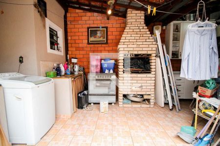 Casa à venda com 191m², 2 quartos e 2 vagasarea churrasqueira 