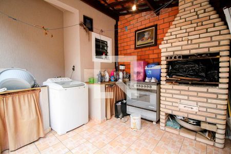 Casa à venda com 191m², 2 quartos e 2 vagasarea churrasqueira 