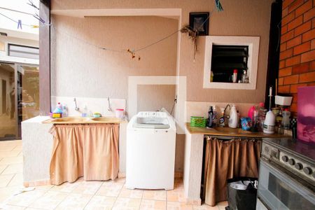 Casa à venda com 191m², 2 quartos e 2 vagasarea de serviço