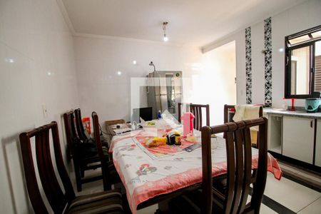 Casa à venda com 191m², 2 quartos e 2 vagascozinha