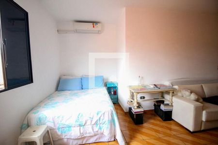 Casa à venda com 191m², 2 quartos e 2 vagasquarto 2