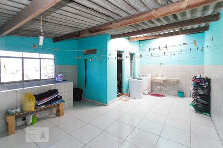 Casa à venda com 225m², 3 quartos e 2 vagas Casa à venda com 225m², 3 quartos e 2 vagasÁrea de Serviço