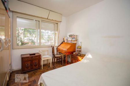 Quarto 2 de apartamento à venda com 3 quartos, 90m² em Vila Ipiranga, Porto Alegre