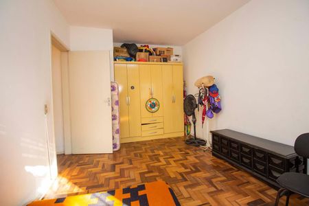 Quarto 1 de apartamento à venda com 3 quartos, 90m² em Vila Ipiranga, Porto Alegre