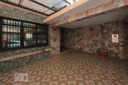 Casa à venda com 148m², 3 quartos e 3 vagasQuintal