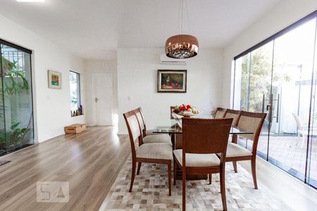 Sala de Jantar de casa à venda com 3 quartos, 220m² em Campo Belo, São Paulo