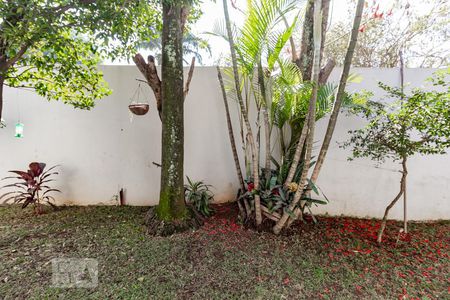 Casa à venda com 220m², 3 quartos e 2 vagasVista da Suíte 2