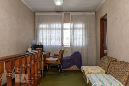 Casa à venda com 289m², 5 quartos e 6 vagassala íntima 