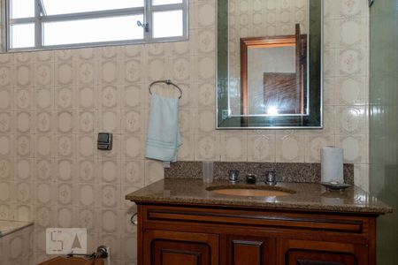 Casa à venda com 289m², 5 quartos e 6 vagasBanheiro da Suíte 3