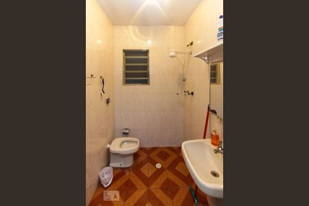 Casa para alugar com 690m², 5 quartos e 4 vagasBanheiro