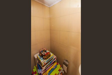 Casa para alugar com 690m², 5 quartos e 4 vagasBanheiro do Salão de festa