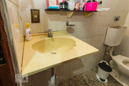 Casa para alugar com 690m², 5 quartos e 4 vagasBanheiro