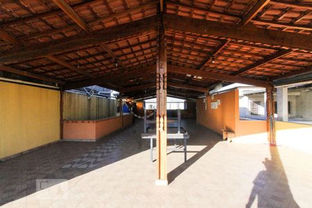 Casa para alugar com 690m², 5 quartos e 4 vagasSalão de festas
