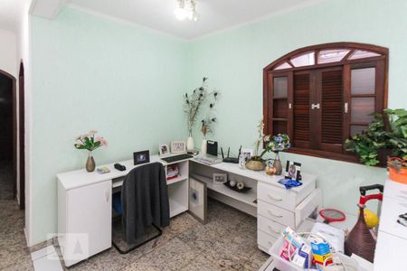 Casa para alugar com 690m², 5 quartos e 4 vagasescritório