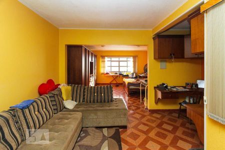 Casa para alugar com 690m², 5 quartos e 4 vagasSuite