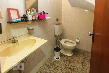 Casa para alugar com 690m², 5 quartos e 4 vagasBanheiro