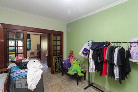 Casa para alugar com 690m², 5 quartos e 4 vagasSuite