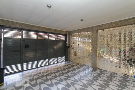 Casa para alugar com 690m², 5 quartos e 4 vagasGaragem 02