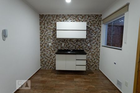 Cozinha de apartamento para alugar com 1 quarto, 28m² em Vila Formosa, São Paulo