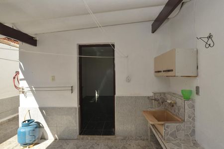 Casa à venda com 110m², 2 quartos e 1 vagaÁrea de Serviço