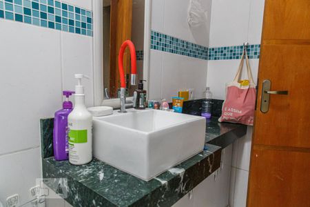 Casa à venda com 190m², 3 quartos e 1 vagaBanheiro 2