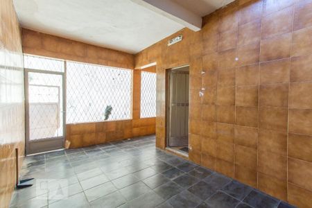 Casa para alugar com 120m², 3 quartos e sem vaga Casa para alugar com 120m², 3 quartos e sem vagaVaranda
