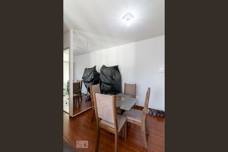 Sala de apartamento à venda com 2 quartos, 50m² em Jardim Flor da Montanha, Guarulhos
