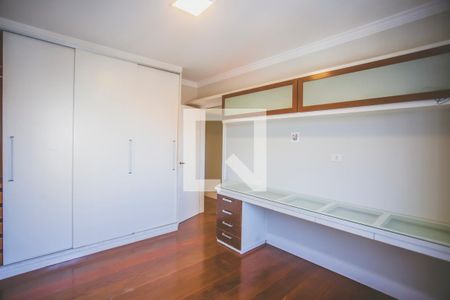 Apartamento à venda com 140m², 3 quartos e 2 vagasQuarto 2