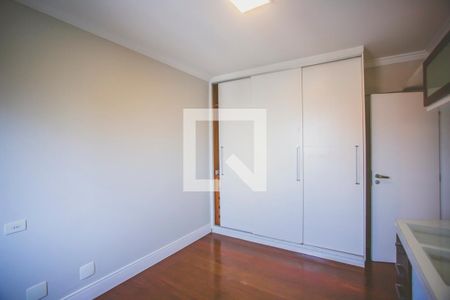 Apartamento à venda com 140m², 3 quartos e 2 vagasQuarto 2