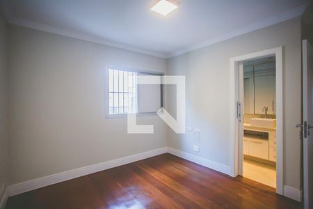 Apartamento à venda com 140m², 3 quartos e 2 vagasSuíte